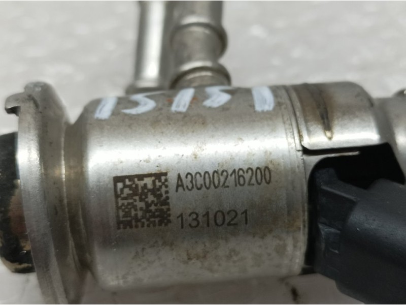 Recambio de inyector adblue para peugeot expert furgón pro standar referencia OEM IAM 9842811780 A3C00216200 