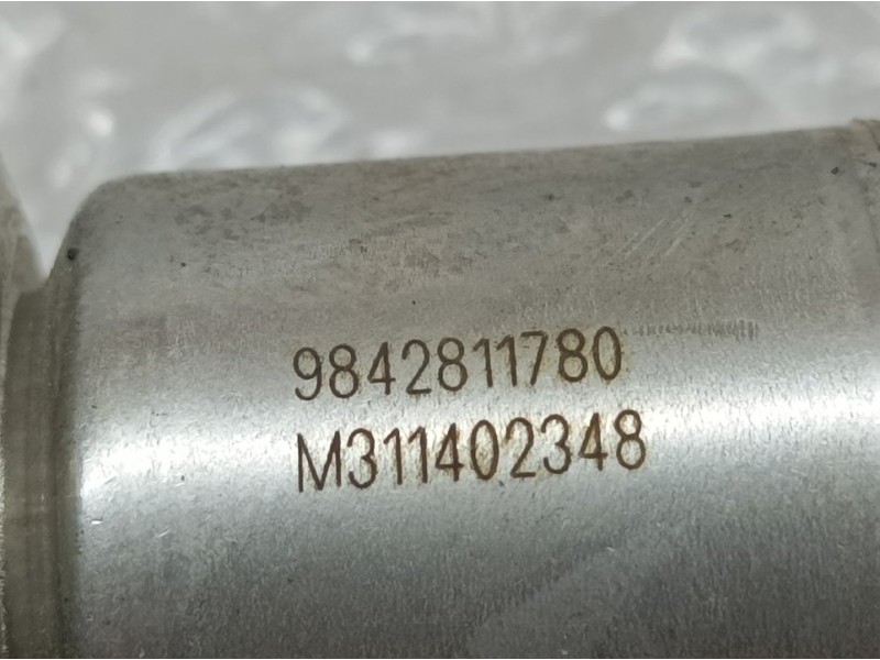 Recambio de inyector adblue para peugeot expert furgón pro standar referencia OEM IAM 9842811780 A3C00216200 