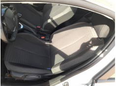 ASIENTO DELANTERO IZQUIERDO 