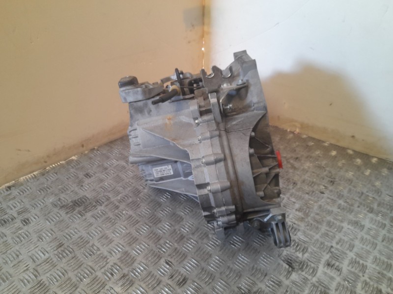 Recambio de caja cambios para ford kuga ii (dm2) 2.0 tdci referencia OEM IAM FV4R7002CCA 6VELOCIDADES 251019