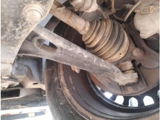 Recambio de brazo suspension inferior delantero izquierdo para lancia phedra (179_) 2.2 jtd (179axc1a) referencia OEM IAM 136862
