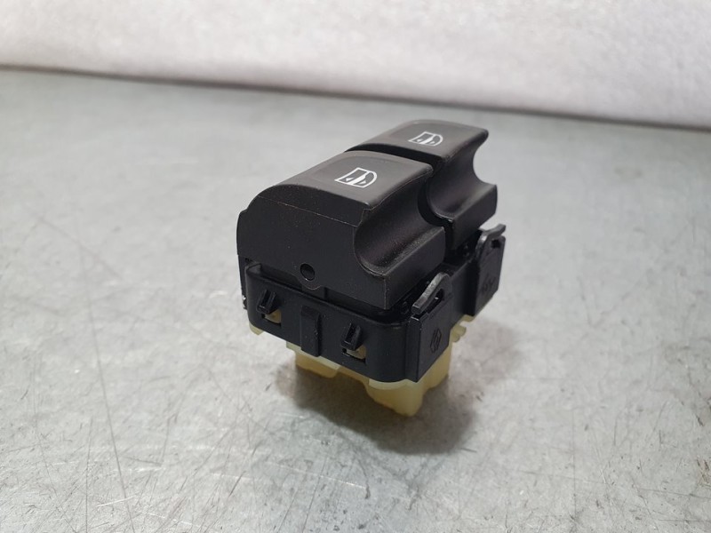 Recambio de mando elevalunas delantero izquierdo para dacia sandero 1.0 tce 90 referencia OEM IAM 254118044R 10023897 