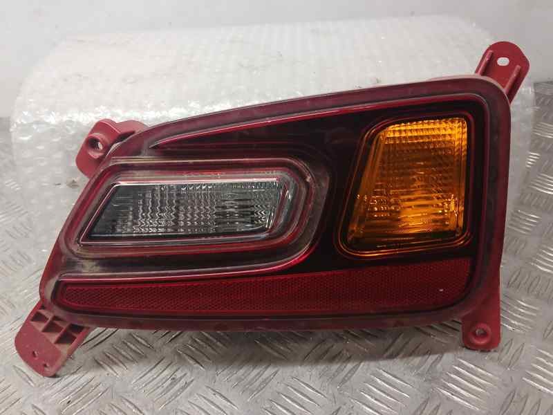 Recambio de piloto trasero derecho paragolpes para hyundai kona essence 2wd referencia OEM IAM 92406J90  