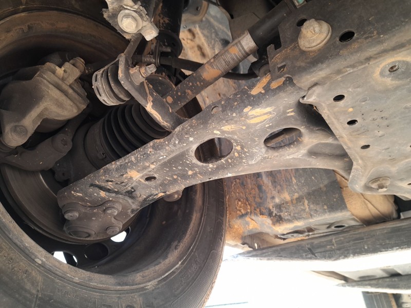 Recambio de brazo suspension inferior delantero derecho para peugeot 208 ii (ub_, up_, uw_, uj_) 1.5 bluehdi 100 referencia OEM 