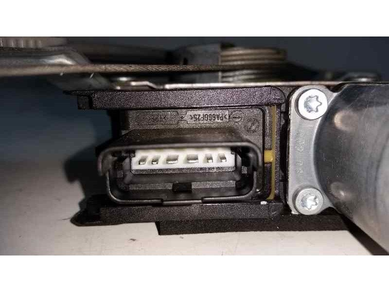 Recambio de elevalunas delantero izquierdo para peugeot 308 sport referencia OEM IAM  6 PINS ELECTRICO