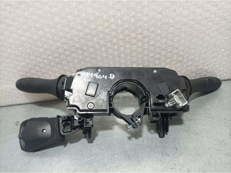 Recambio de mando luces y limpia para dacia sandero 1.0 tce 90 referencia OEM IAM 255679970R 1051961400 