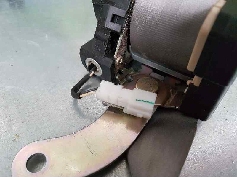 Recambio de pretensor airbag derecho para nissan micra (k12e) acenta referencia OEM IAM   