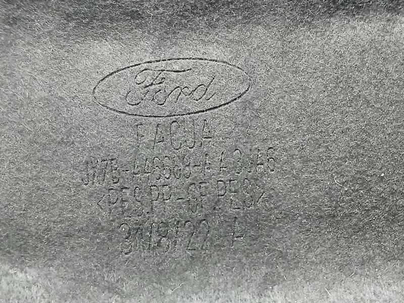 Recambio de bandeja trasera para ford focus st-line referencia OEM IAM JX7BA46668AA  ESTA UN POCO DESFORMADA