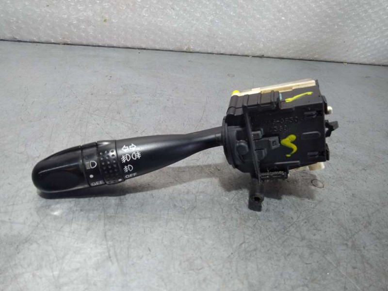 Recambio de mando luces para toyota corolla (e12) 1.6 sol berlina 3/5 referencia OEM IAM 173712  