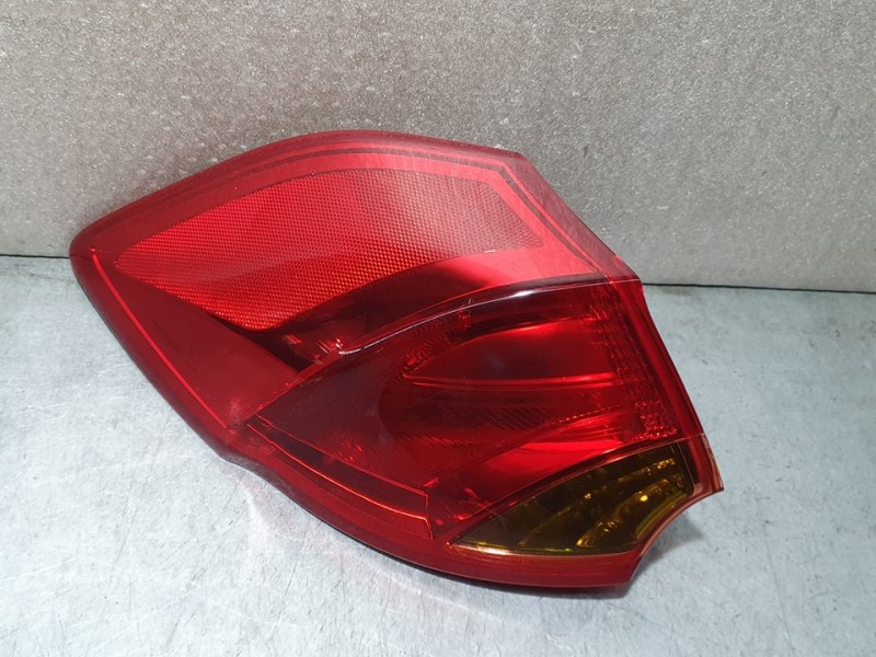 Recambio de piloto trasero izquierdo para kia cee´d business referencia OEM IAM 92401A20  EXTERIOR