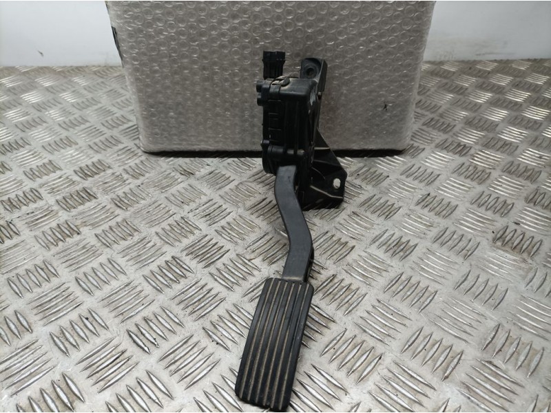 Recambio de potenciometro pedal para mitsubishi colt berlina 5 (z) cleartec inform referencia OEM IAM A4543000304 6PV00776600 HE