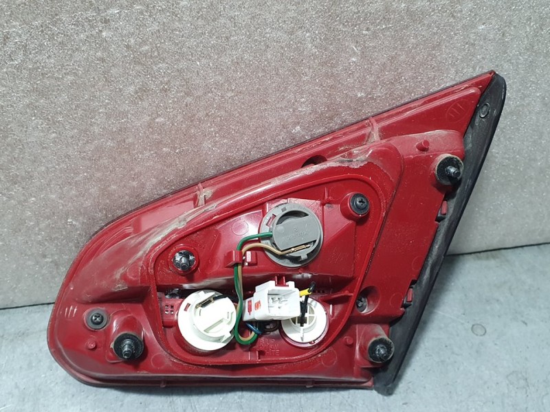 Recambio de piloto trasero izquierdo para kia cee´d business referencia OEM IAM 92403A20  INTERIOR