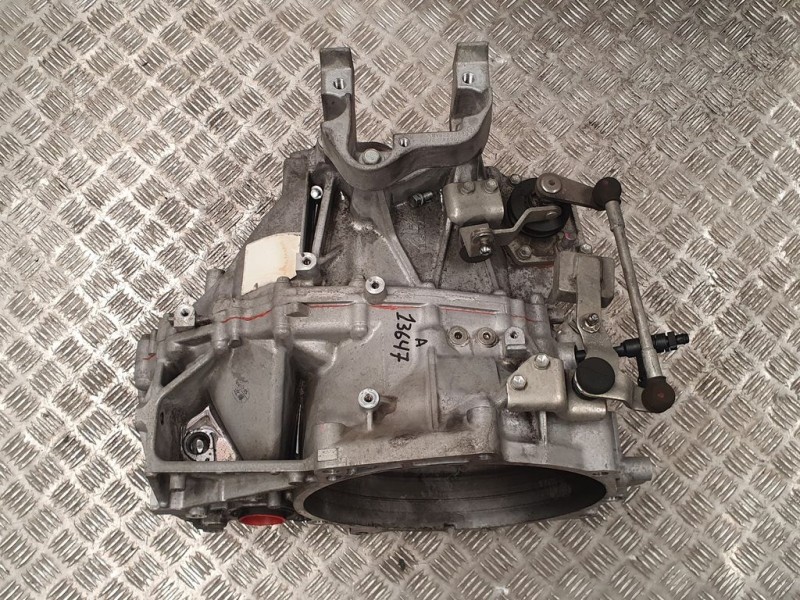 Recambio de caja cambios para chrysler sebring berlina 2.0 crd limited referencia OEM IAM A7704068  6VELOCIDADES