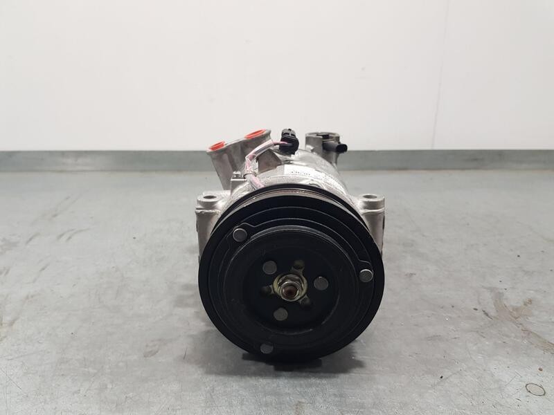 Recambio de compresor aire acondicionado para opel astra k sports tourer excellence start/stop referencia OEM IAM 39034463 SANDE