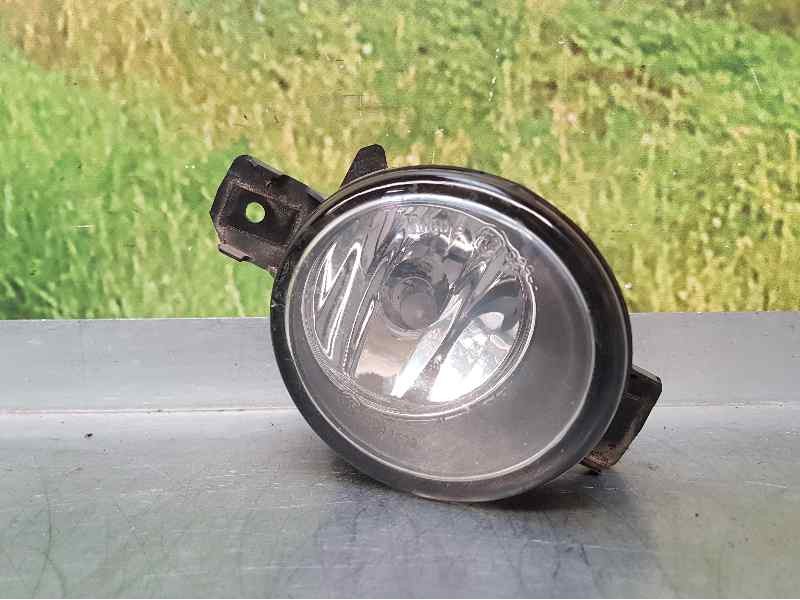Recambio de faro antiniebla derecho para nissan qashqai (j10) acenta referencia OEM IAM 261508990A 89206421 VALEO
