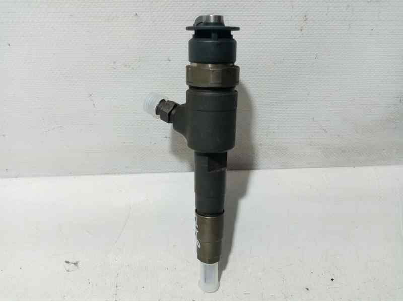 Recambio de inyector para peugeot 207 1.6 16v hdi referencia OEM IAM  0445110566 BOSCH