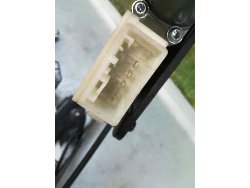 Recambio de elevalunas trasero izquierdo para skoda fabia ambition referencia OEM IAM 6V0959811A  ELECTRICO 6 PINS