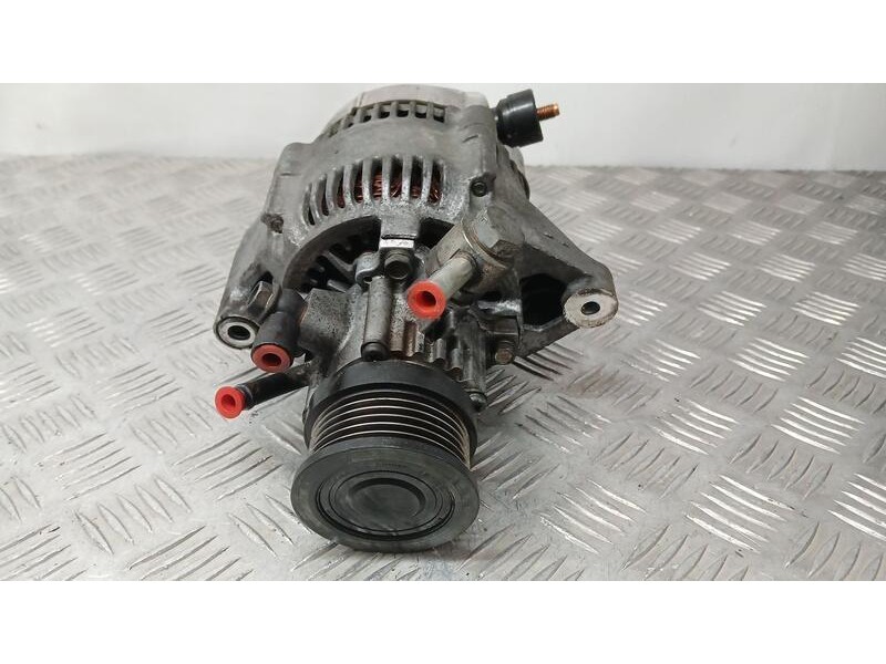 Recambio de alternador para hyundai accent (lc) gls crdi referencia OEM IAM 3730027504 DENSO 1002132982