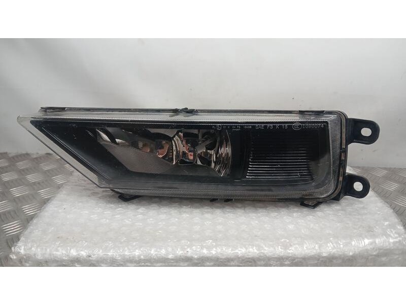 Recambio de faro antiniebla izquierdo para volkswagen t-roc (a11, d11) 1.6 tdi referencia OEM IAM 5NA941699B  