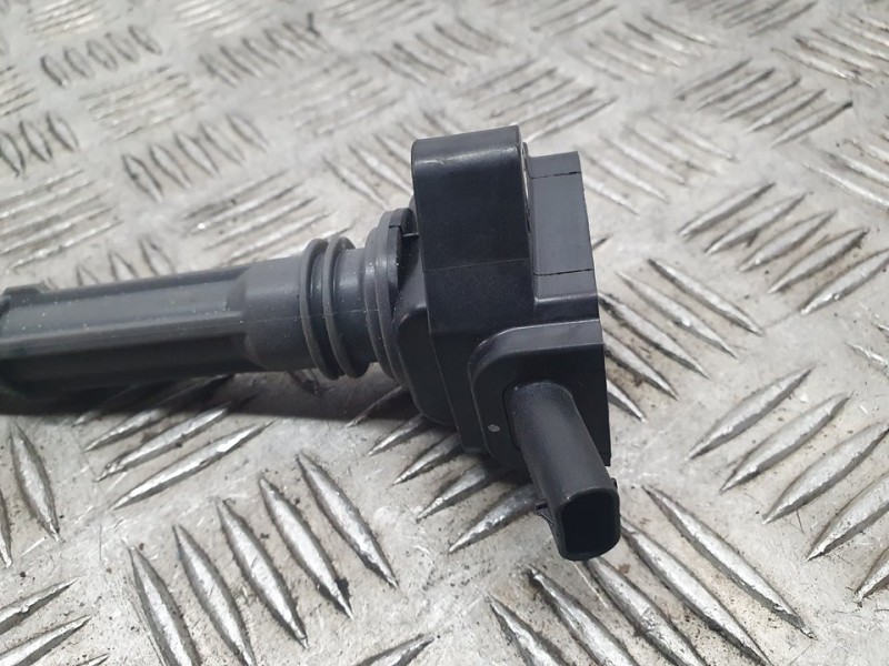 Recambio de bobina encendido para ssangyong tivoli limited 4x2 referencia OEM IAM A1731580103 C2010018457A0 