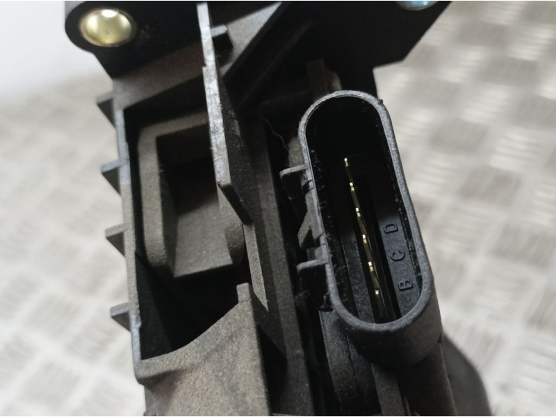 Recambio de potenciometro pedal para fiat nuova 500 (150) lounge referencia OEM IAM C497  BITRUN