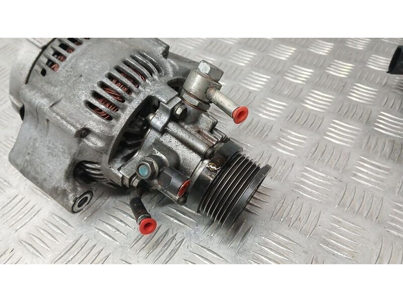 Recambio de alternador para hyundai accent (lc) gls crdi referencia OEM IAM 3730027504 DENSO 1002132982