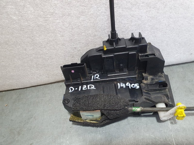 Recambio de cerradura puerta delantera izquierda para nissan juke (f15) acenta referencia OEM IAM SIN REF  6 PINES