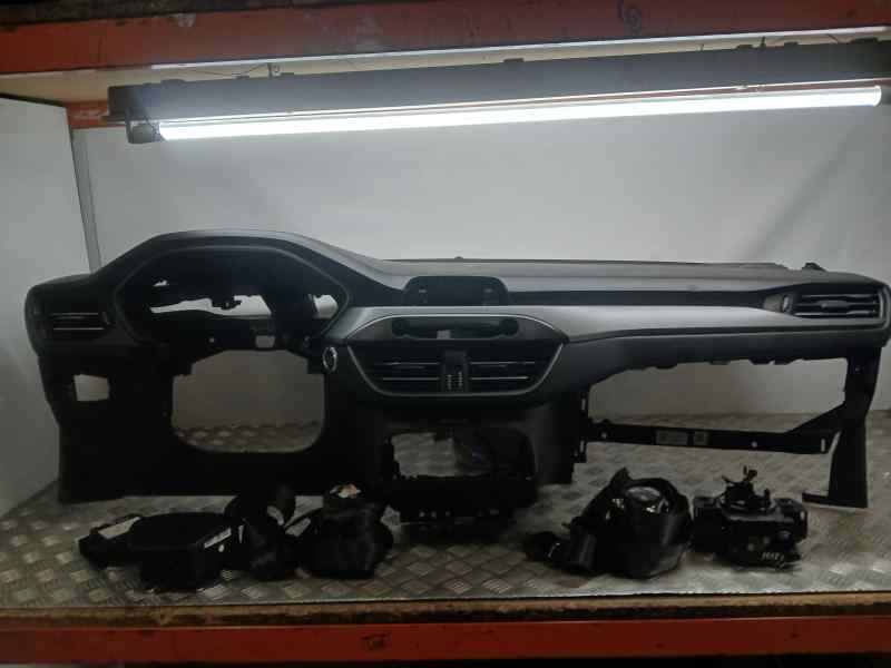 Recambio de kit airbag para ford focus st-line referencia OEM IAM NX7BA04305CB  C/ SALPICADERO Y PRETENSORES