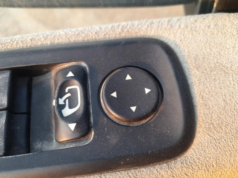 Recambio de mando elevalunas delantero izquierdo para lancia phedra (179_) 2.2 jtd (179axc1a) referencia OEM IAM 1499639898 C/MA