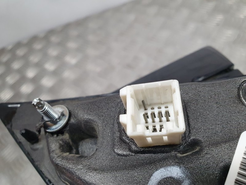 Recambio de retrovisor derecho para chrysler sebring berlina 2.0 crd limited referencia OEM IAM 1AK921XRAD 8124291 ELECTRICO/TOC