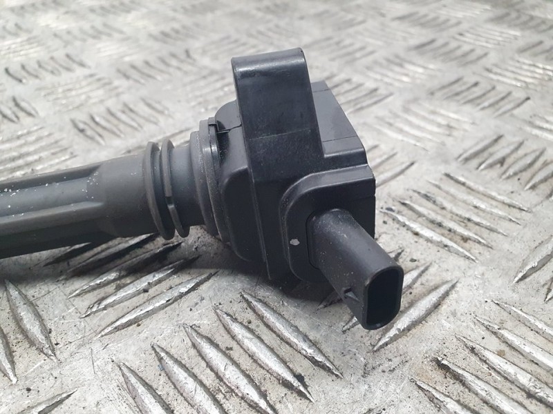 Recambio de bobina encendido para ssangyong tivoli limited 4x2 referencia OEM IAM A1731580103 C2010018457A0 