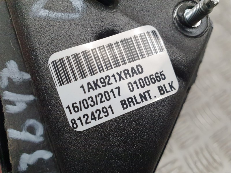 Recambio de retrovisor derecho para chrysler sebring berlina 2.0 crd limited referencia OEM IAM 1AK921XRAD 8124291 ELECTRICO/TOC