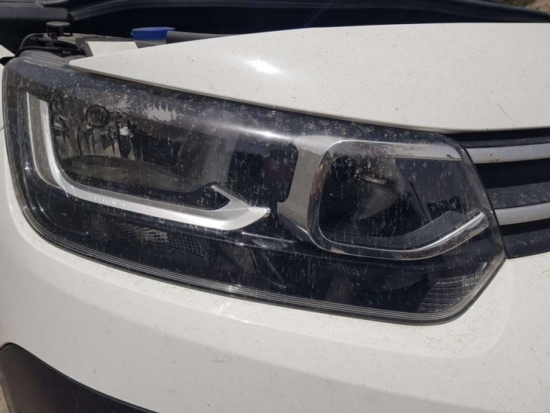 Recambio de faro derecho para citroën berlingo furgón club m referencia OEM IAM 9816824780  