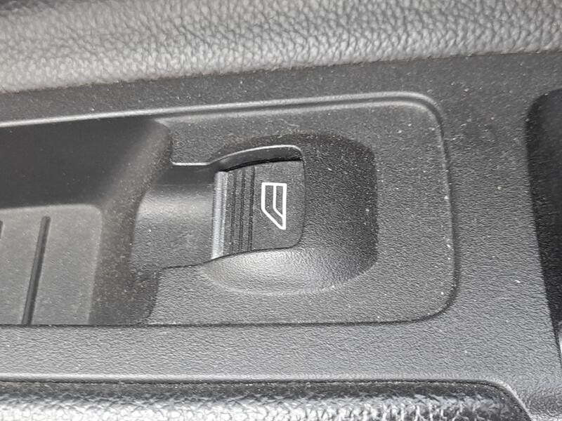 Recambio de mando elevalunas delantero derecho para ford kuga ii (dm2) 2.0 tdci referencia OEM IAM 1850432  