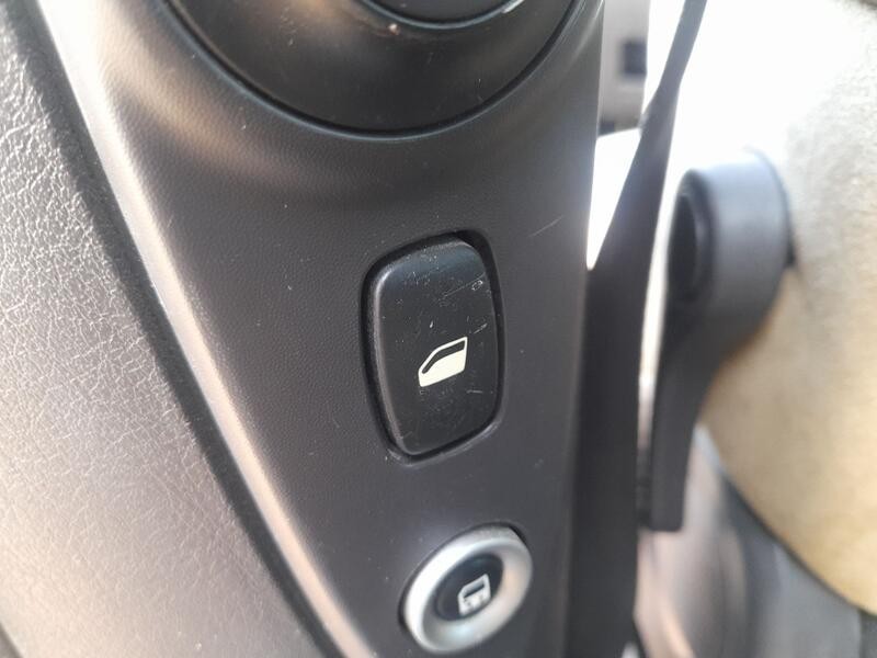 Recambio de mando elevalunas trasero izquierdo para lancia phedra (179_) 2.2 jtd (179axc1a) referencia OEM IAM 1499642898  