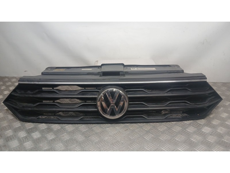 Recambio de rejilla delantera para volkswagen t-roc (a11, d11) 1.6 tdi referencia OEM IAM 2GA853651R  