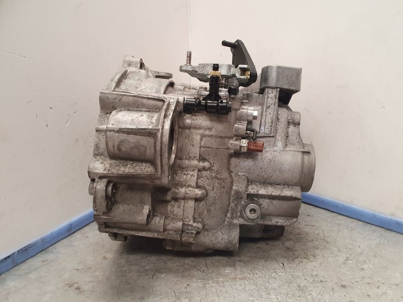 Recambio de caja cambios para volkswagen passat berlina (3c2) advance referencia OEM IAM KDN 10127 6VELOCIDADES