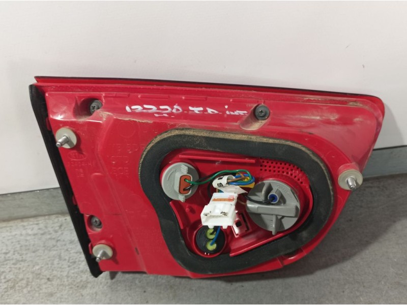 Recambio de piloto trasero derecho para kia rio (yb) drive referencia OEM IAM   INTERIOR