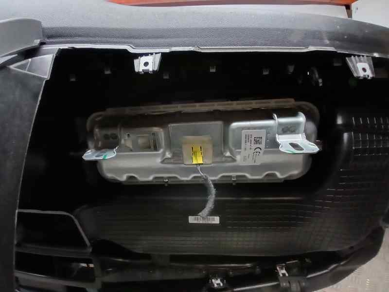 Recambio de kit airbag para ford focus st-line referencia OEM IAM NX7BA04305CB  C/ SALPICADERO Y PRETENSORES