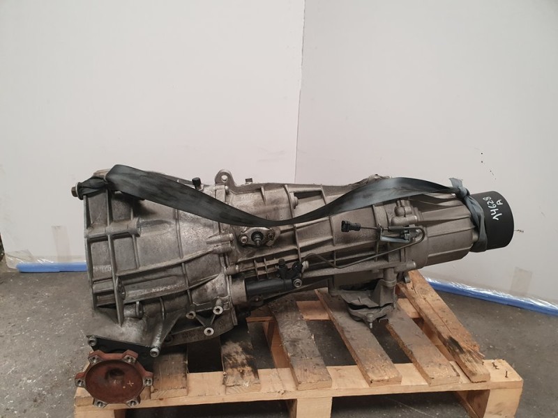 Recambio de caja cambios para audi a4 ber. (b8) básico quattro referencia OEM IAM KCA 0001 6VELOCIDADES