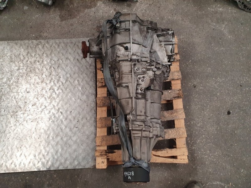 Recambio de caja cambios para audi a4 ber. (b8) básico quattro referencia OEM IAM KCA 0001 6VELOCIDADES