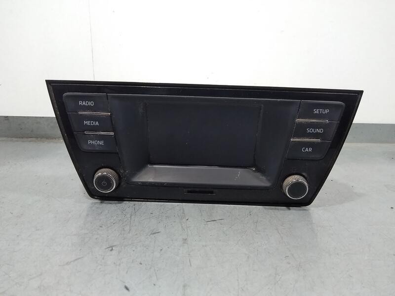 Recambio de sistema navegacion gps para skoda fabia combi active referencia OEM IAM 6v0035871d  