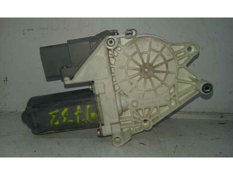 Recambio de motor elevalunas trasero derecho para citroën c5 berlina 2.0 hdi premier referencia OEM IAM 9632533380 6 PINS BROSE