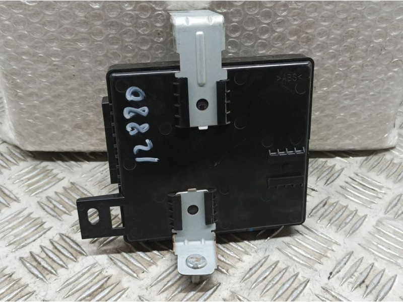 Recambio de modulo electronico para kia rio (yb) attract referencia OEM IAM 95400H8450 4D68T51000 SEOYON ELECTRONICS