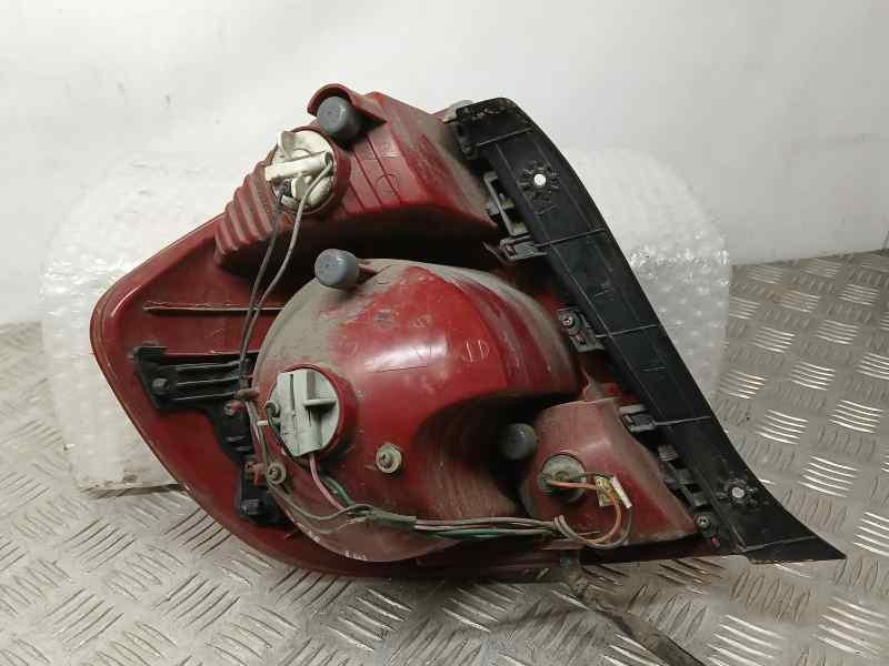 Recambio de piloto trasero derecho para hyundai accent (lc) gls crdi referencia OEM IAM 9240225710  