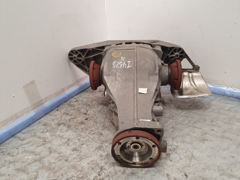 Recambio de diferencial trasero para audi a4 ber. (b8) básico quattro referencia OEM IAM 8K0599287G  