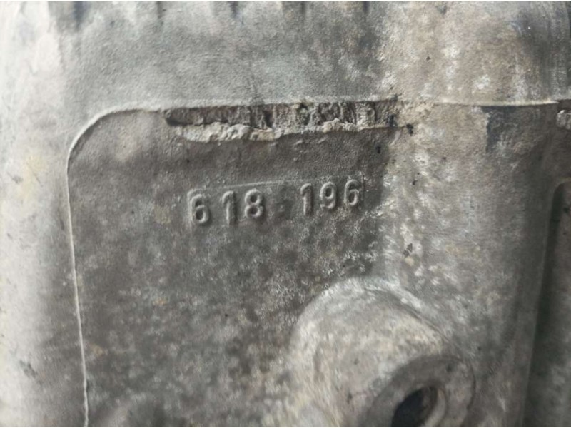 Recambio de carter para renault kangoo (f/kc0) express confort referencia OEM IAM 618196  