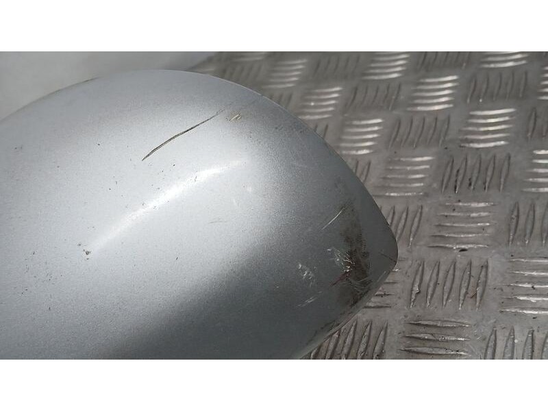 Recambio de retrovisor izquierdo para hyundai accent (lc) gls crdi referencia OEM IAM 8761225700 ELECTRICO 5 CABLES ROZADO 