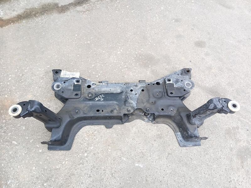 Recambio de puente delantero para ford focus st-line referencia OEM IAM JX615019AEF  