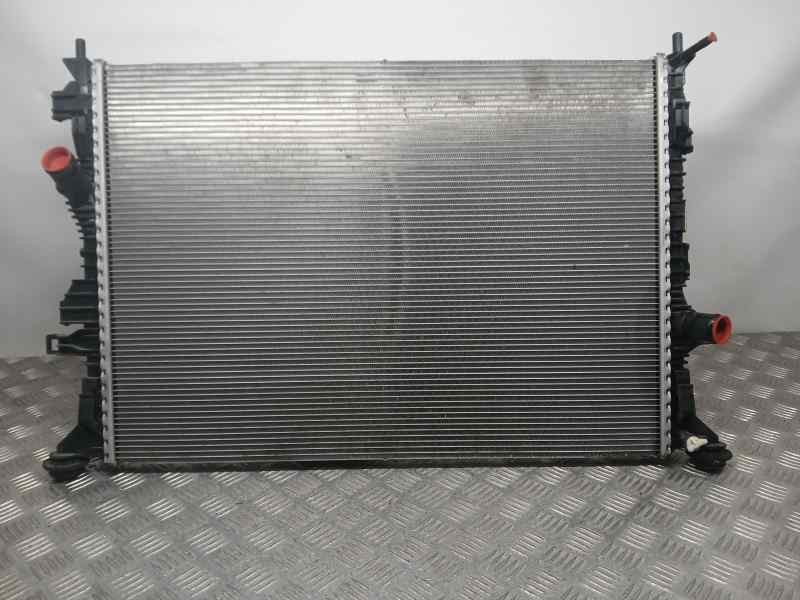 Recambio de radiador agua para ford focus st-line referencia OEM IAM JX618005AD  